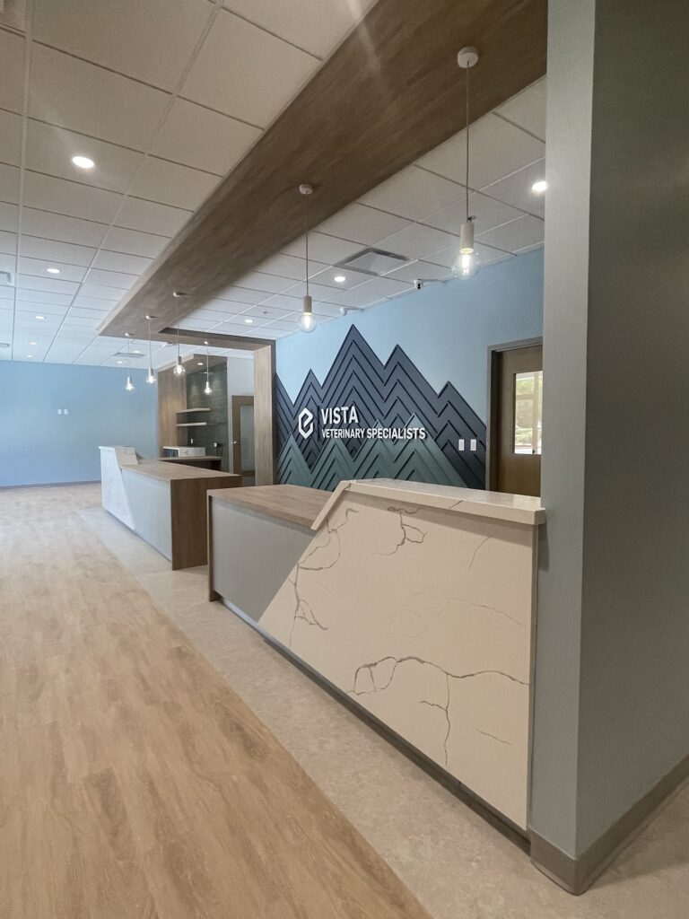 Vista Veterinary Specialists interior check in area